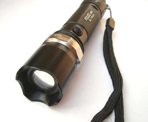 1200 Lumens Rechargeable - Torch