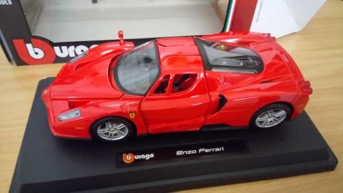 Ferrari Enzo 1.24 Burago
