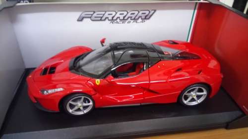 Ferrari LaFerrari 1.18 Burago