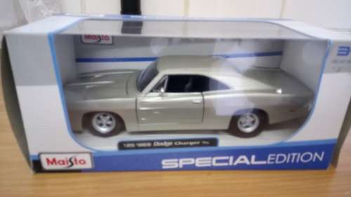 1969 Dodge Charger RT Maisto 1.24