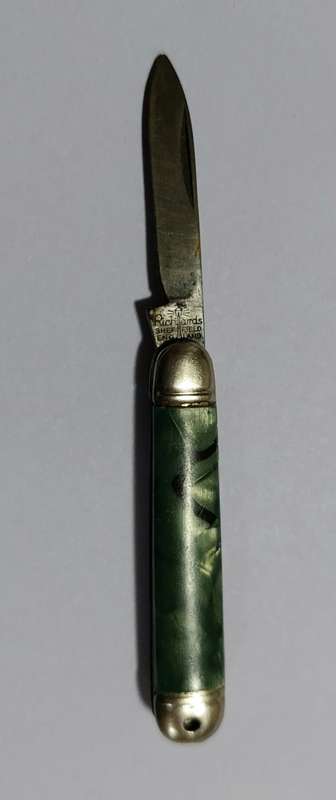 Richards Sheffield 'Green-mother-of-pearl-detail' Pocket Knife