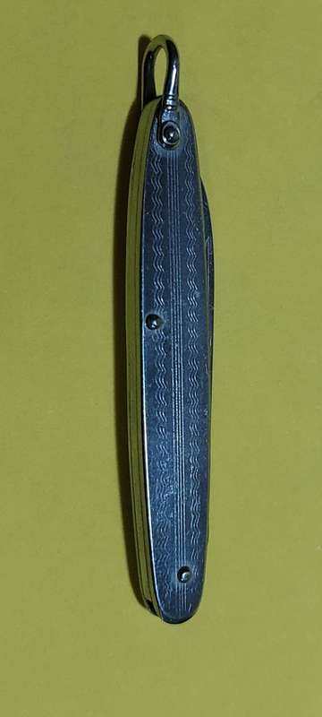 Silver-coloured Metal Pocket Knife