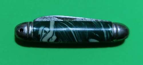Green "mother-of-pearl-like" pocket knife