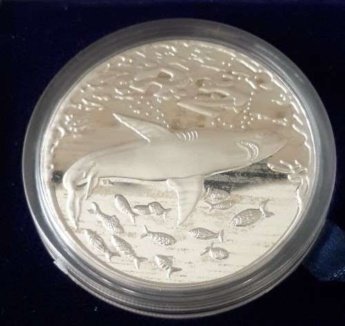 1 Ounce Silver 1999 2Rand in Blue SA Mint Box Great White Shark Coin