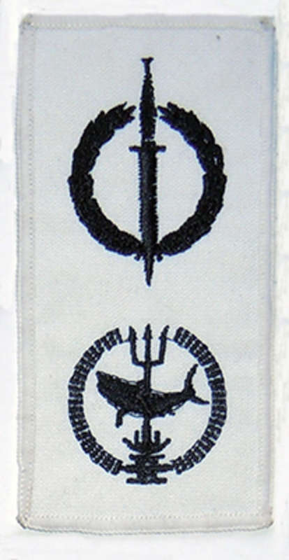 Diver - Recce Operator + Attack Diver (Black on White Nutria)