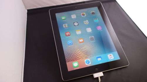 iPad 2 64GB  (3G + WiFi) - Like New!
