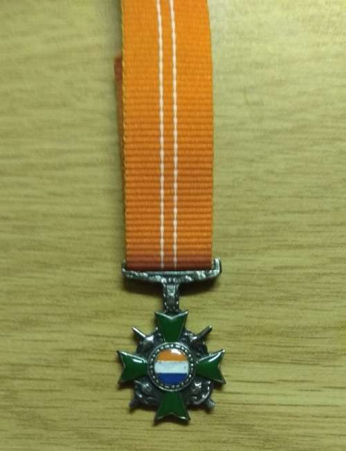 Honoris Crux Silver Miniature Medal
