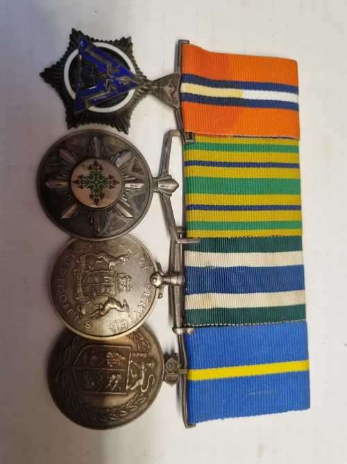 SAP Police Medal Group x4 to Van der Westhuysen