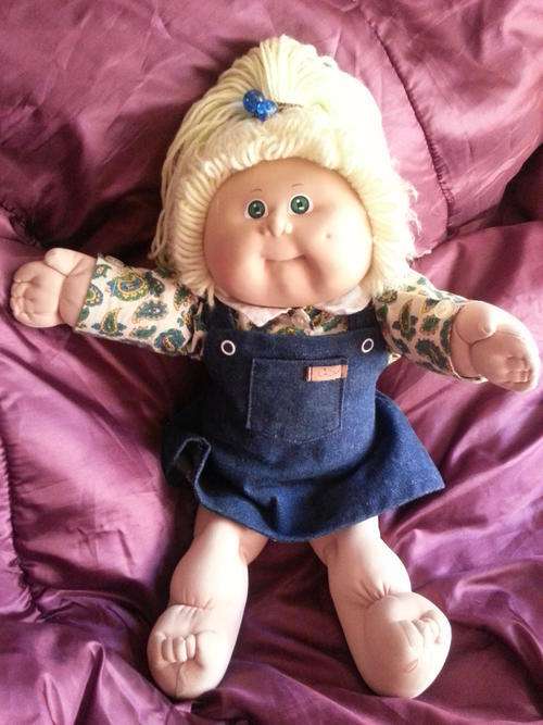 Vintage Cabbage Patch Doll "Elizabeth"