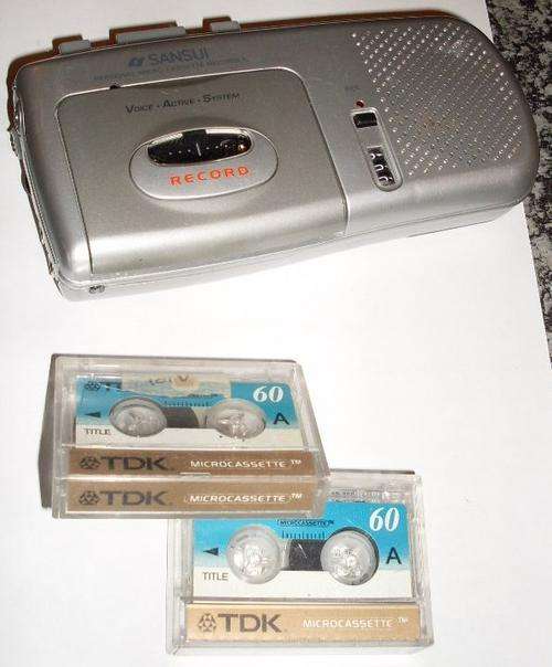 Sansui DS-100Z Dictaphone & 2 x TDK 60min microcassettes