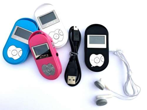 4GB Clip Sport MP3 Player