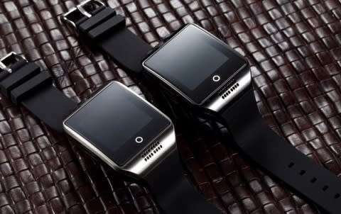 Q18 Bluetooth Smart Watch