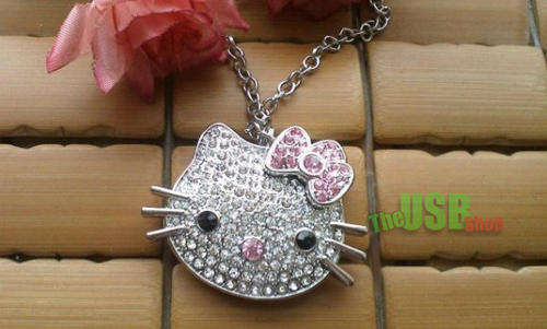 Hello Kitty 8gb Flash Drive!! Awesome GIFT IDEA!! Only available in Silver!!