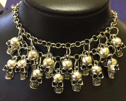 SS01 - SILVER PLATED SKULL NECLACE