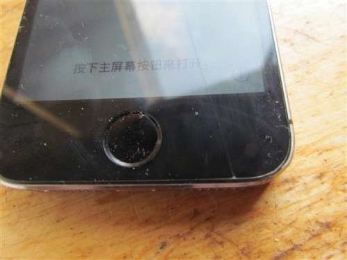 iPHONE 5S***R1 START***Excellent working order + Charger, Cracked Glass