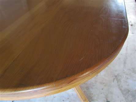 SOLID OAK DINING ROOM TABLE - GOOD CONDITION 2100mm X 1000mm