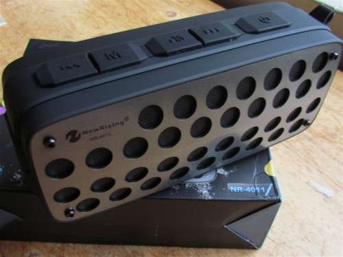Blue Tooth Speaker**CRAZY R1 START** SHOCK PROOF , WATER RESISTANT , OUTDOOR