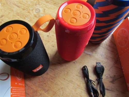 Blue Tooth Speaker**Compact & Powerful**LOW START**