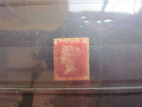 **R1 START** 35 X GB VICTORIA PENNY REDS ON CARDS - 1 BID FOR ALL
