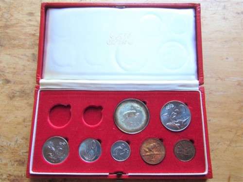 **CRAZY R1 START** 1967 PROOF SET **SHORT PROOF SET IN LONG BOX**
