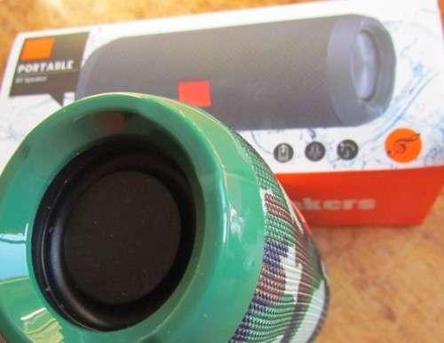 $$$CRAZY LOW START $$$ T&G TOP QUALITY LOUD POWERFUL SPLASH RESISTANT BLUE TOOTH SPEAKER