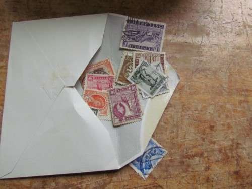 WORLD - UNSORTED & UNCHECKED ENVELOPES OF STAMPS