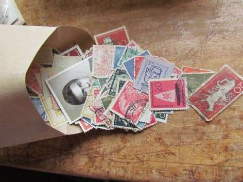 WORLD - UNSORTED & UNCHECKED ENVELOPES OF STAMPS