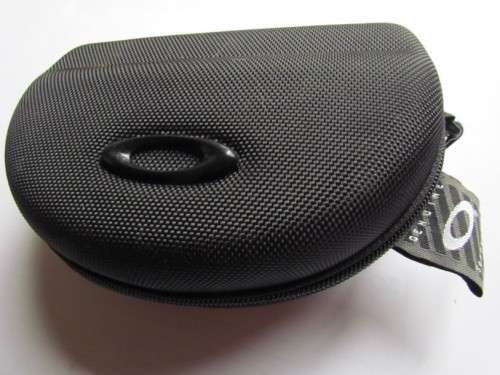 OAKLEY SPORTS SUNGLASSES + HARD CASE + 5 LENSES + SPORT STRAP **BARGAIN START**