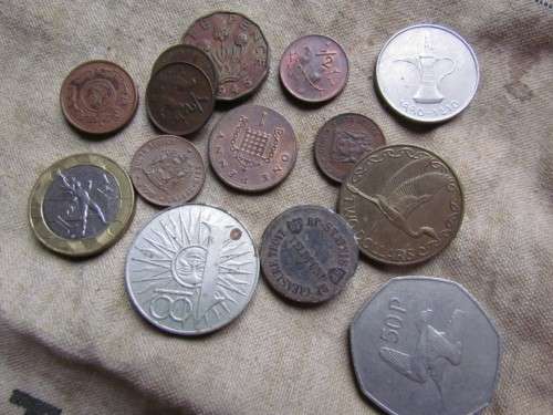 **CRAZY R1 START** OLD NATAL BANK BAGS + ASSORTED COINS + 1 RAND NOTE