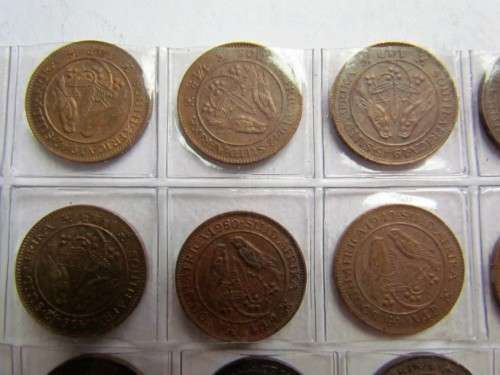26 X 1942 -1950 Assorted Great Dates & Details 1/4d Farthings Collection all for 1 Bid