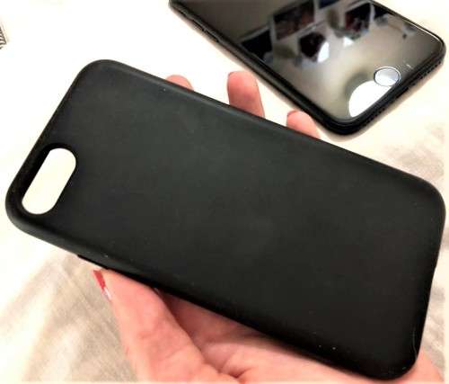 APPLE iPHONE 7 - 32GB - EXCELLENT CONDITION + BOX + CHARGER + COVER
