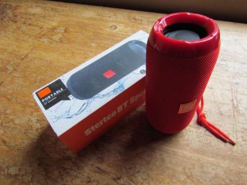 **R1 START**BLUE TOOTH SPEAKER *STRONG OUTDOORS*LOUD & POWERFUL*QUALITY