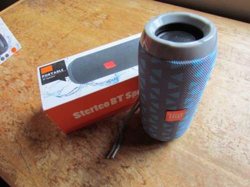 BLUE TOOTH SPEAKER @@@R1 START@@@ STRONG OUTDOORS , LOUD & POWERFUL , QUALITY