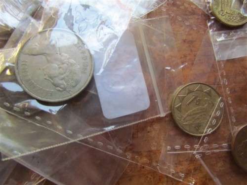 WORLD LOT OF COINS - 1 BID FOR THE LOT