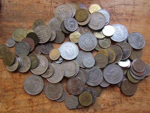 WORLD COIN COLLECTION - SOME GREAT DETAIL COINS - LOW START - 114 X COINS