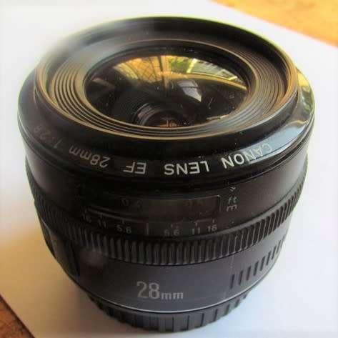CANON 28mm LENS - HIGH VALUE WIDE ANGLE LENS - CANON ORIGINAL