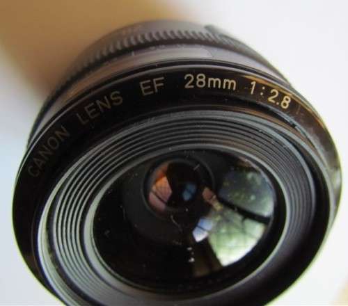 CANON 28mm LENS - HIGH VALUE WIDE ANGLE LENS - CANON ORIGINAL