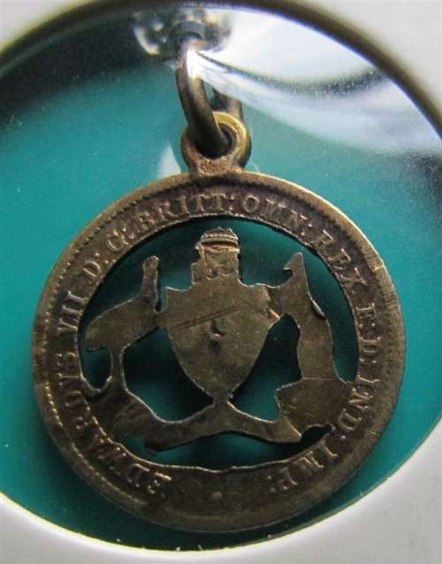 AUSTRALIA 1910 6d SILVER **COIN CUT OUT ART - MOUNTED AS PENDANT - SILVER @@@ R1 START @@@ SEE PICS