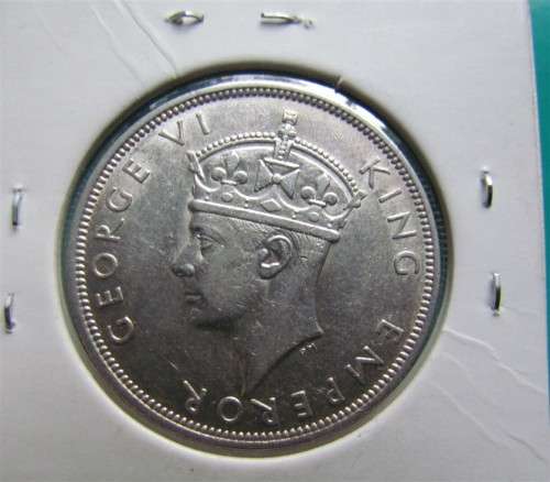 **R1 START**SOUTHERN RHODESIA 1942 2/6 SHILLINGS SILVER - EXCELLENT