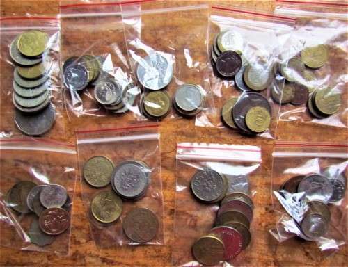 ***R1 START*** 92 X INTERNATIONAL COINS IN BAGS - 1 BID FOR ALL - SEE PICS
