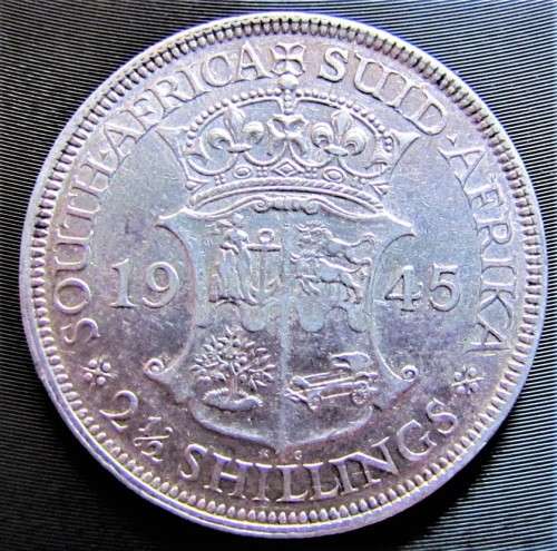 1945 2/6 HALFCROWN VERY LOW MINTAGE SCARCE YEAR 80% SILVER**R1 START