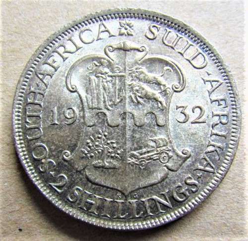 **R1 START** 1932 2/ FLORIN **SILVER** DETAILS = R5000.00 ***
