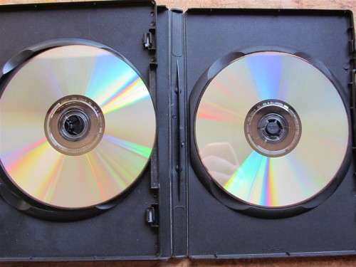 GUNS & ROSES DVD X 2 - USE YOUR ILLUSION 1 & 2  - GREAT CONDITION