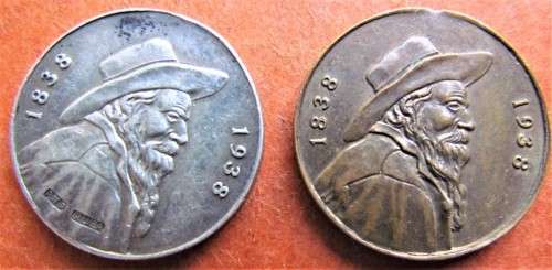 **R1 START SILVER**1838 - 1938 VOORTREKKER MEDALLIONS - SILVER & BRONZE - 1 BID