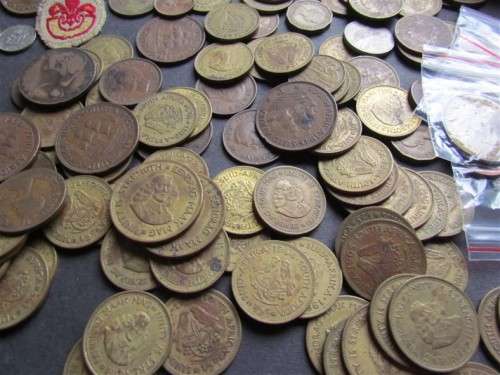 @R1 START@ Old Optometrist Box of Coins Mostly SA Assortment - 1 Bid *relist non payment