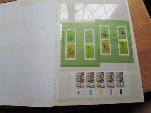 $$CRAZY R1 START$$ 2 X ALBUMS + STAMPS + SHEETS + MINI SHEETS *ALBUMS SHOW RUST SPOTS