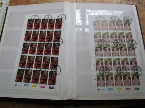 $$CRAZY R1 START$$ 2 X ALBUMS + STAMPS + SHEETS + MINI SHEETS *ALBUMS SHOW RUST SPOTS