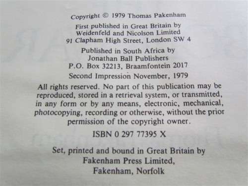THE BOER WAR - THOMAS PACKENHAM - GREAT PHOTOGRAPHS , book recovered well from moisture