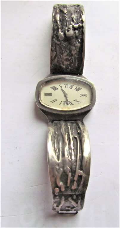 @@Crazy R1 Start@@ Ladies Watch *Stamped 0.925 on back*do not know if working - see pics
