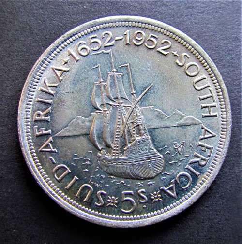 1952 5 Shillings Crown in Capsule **Silver** see rest of set also listed